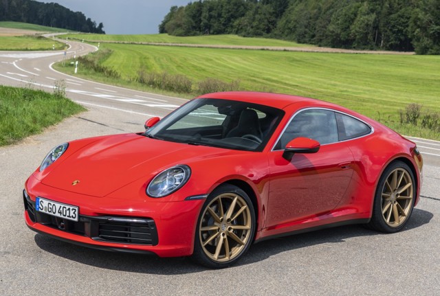 Porsche 911 Carrera Foto 11