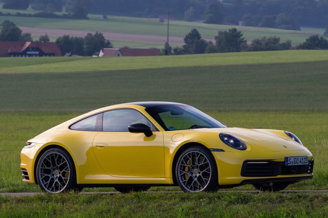 Porsche 911 Carrera Foto 14