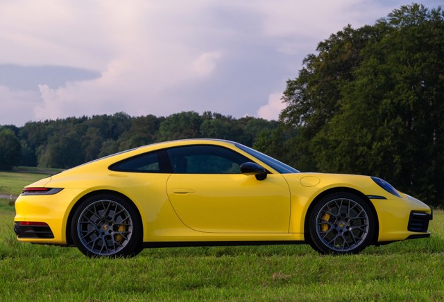 Porsche 911 Carrera Foto 16