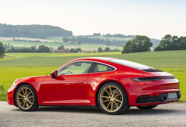 Porsche 911 Carrera Foto 21