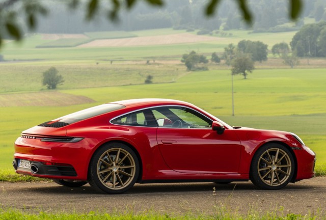 Porsche 911 Carrera Foto 23