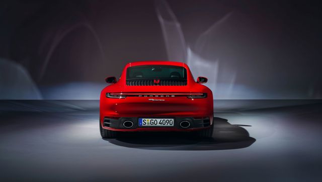 Porsche 911 Carrera Foto 1