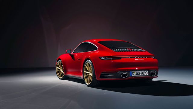 Porsche 911 Carrera Foto 4