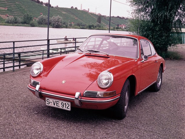 Porsche 911 Carrera foto 14