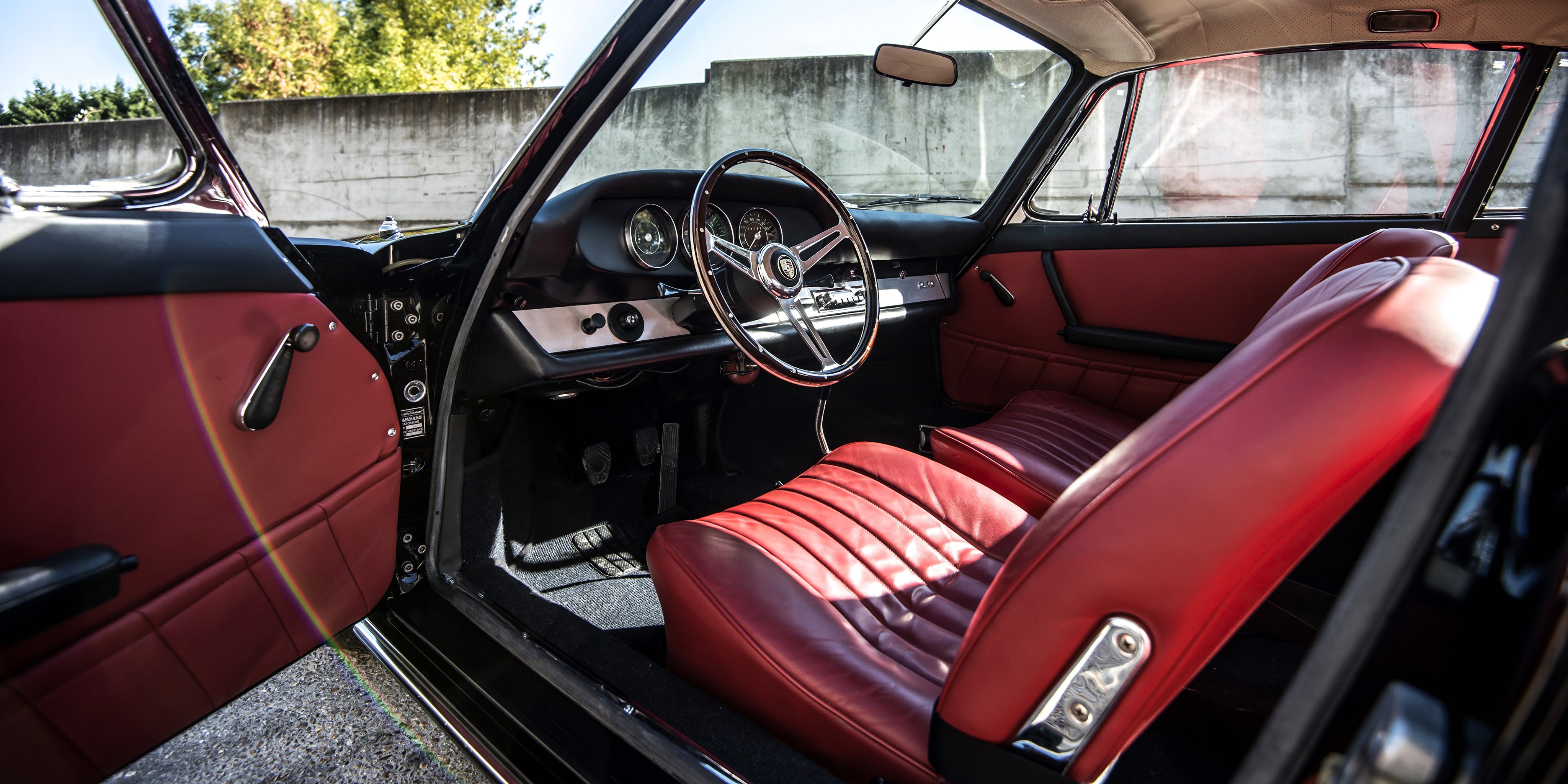 Porsche 911 Carrera photo 18