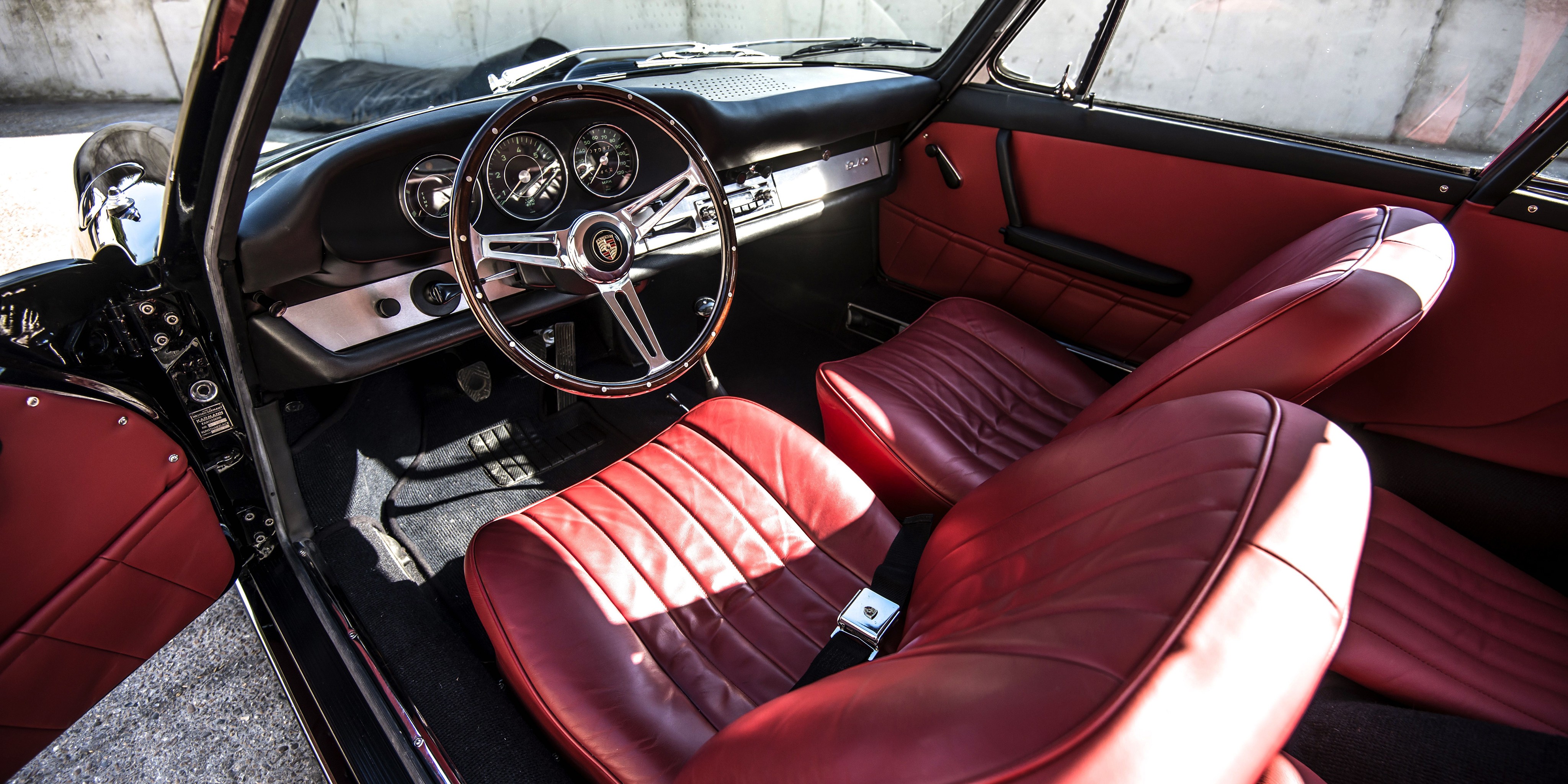 Porsche 911 Carrera photo 20