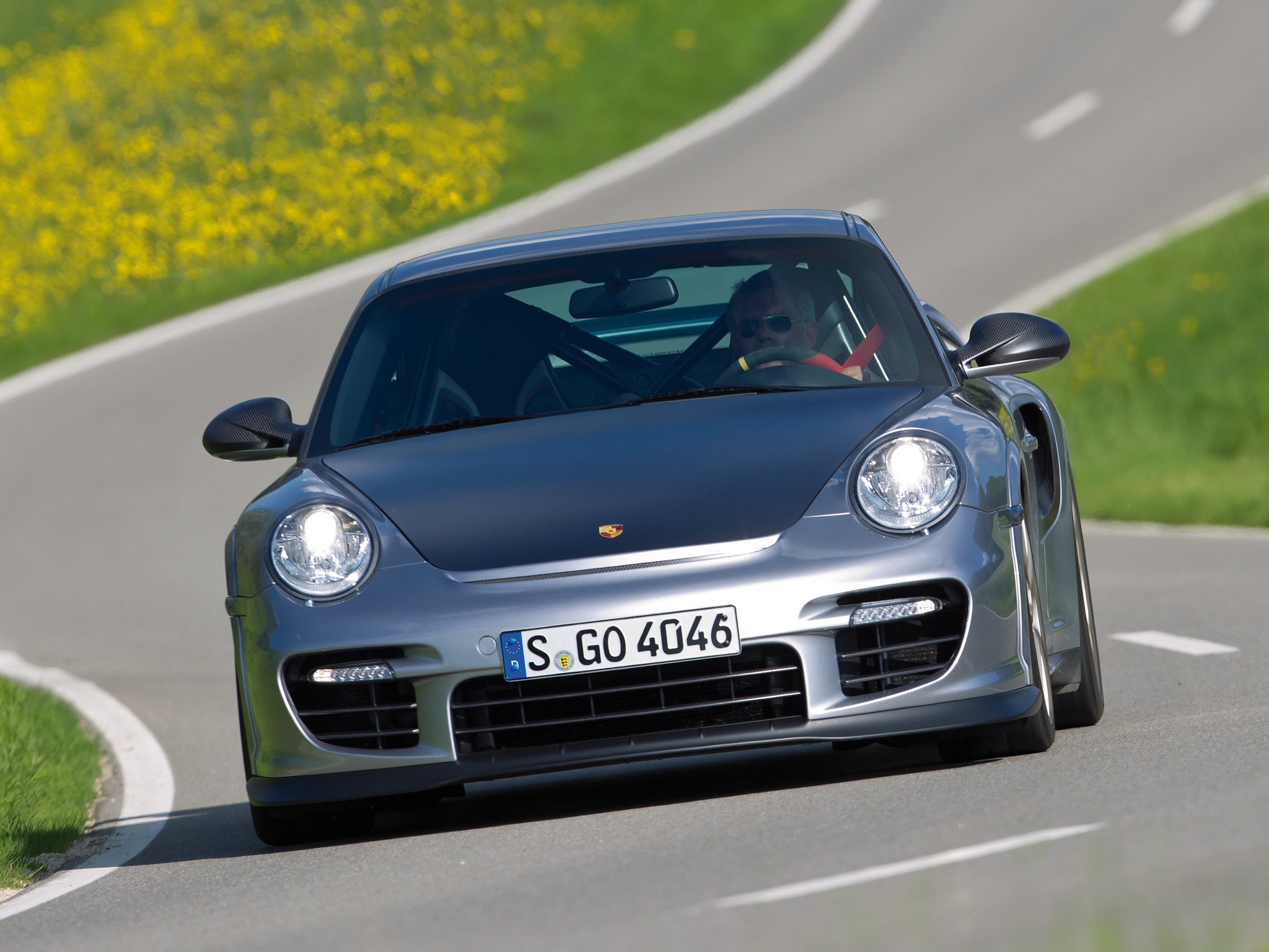 Porsche 911 Gt2 Rs photo 20