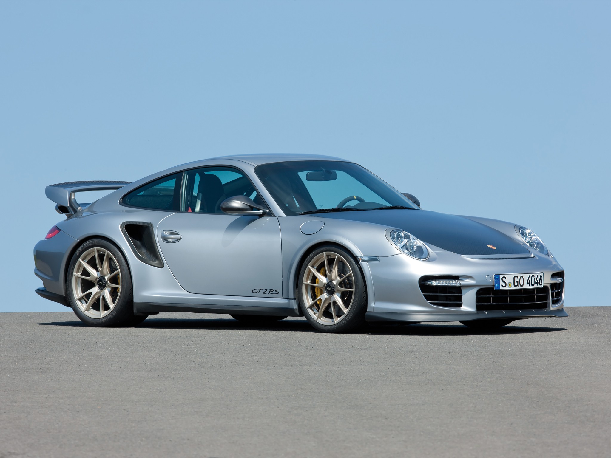 Porsche 911 Gt2 Rs photo 23