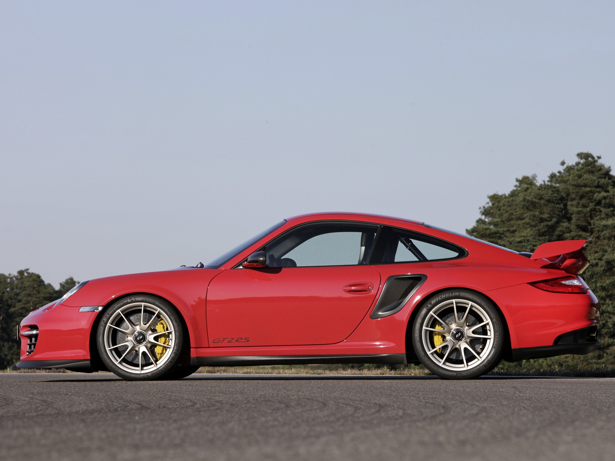 Porsche 911 Gt2 Rs photo 30