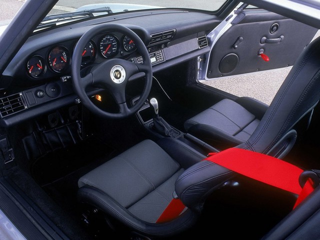 Porsche 911 Gt2 photo 24