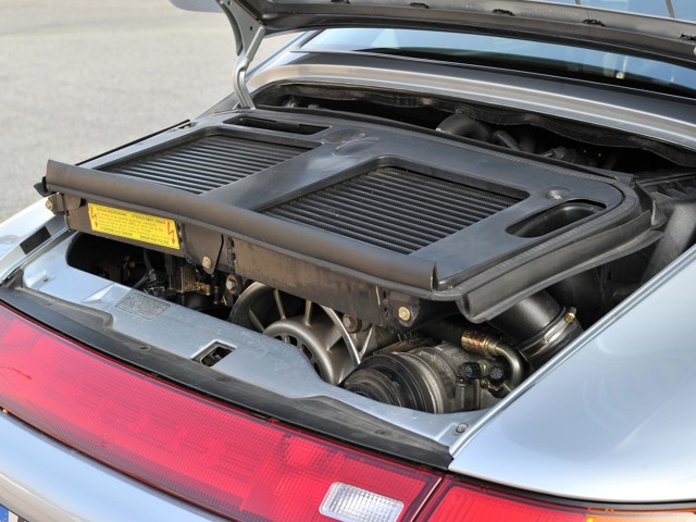 Porsche 911 Gt2 photo 25