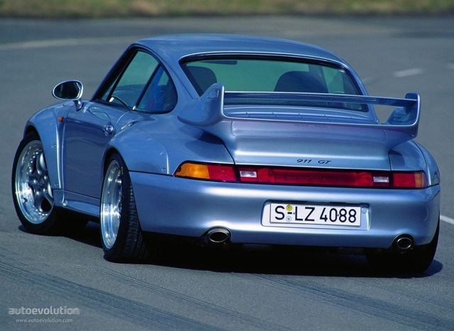 Porsche 911 Gt2 photo 2