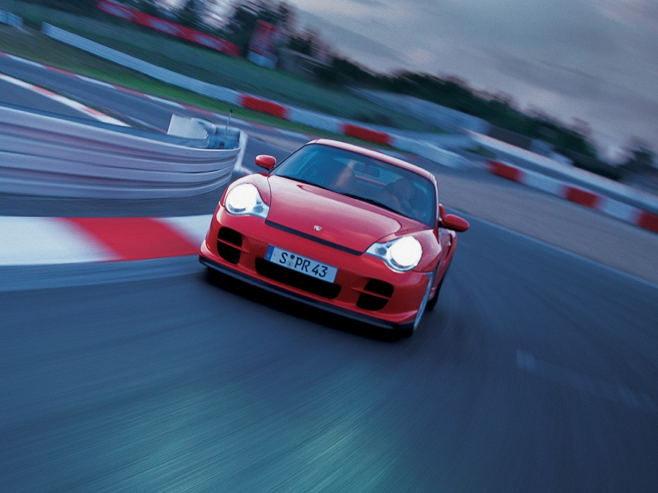 Porsche 911 Gt2 photo 7