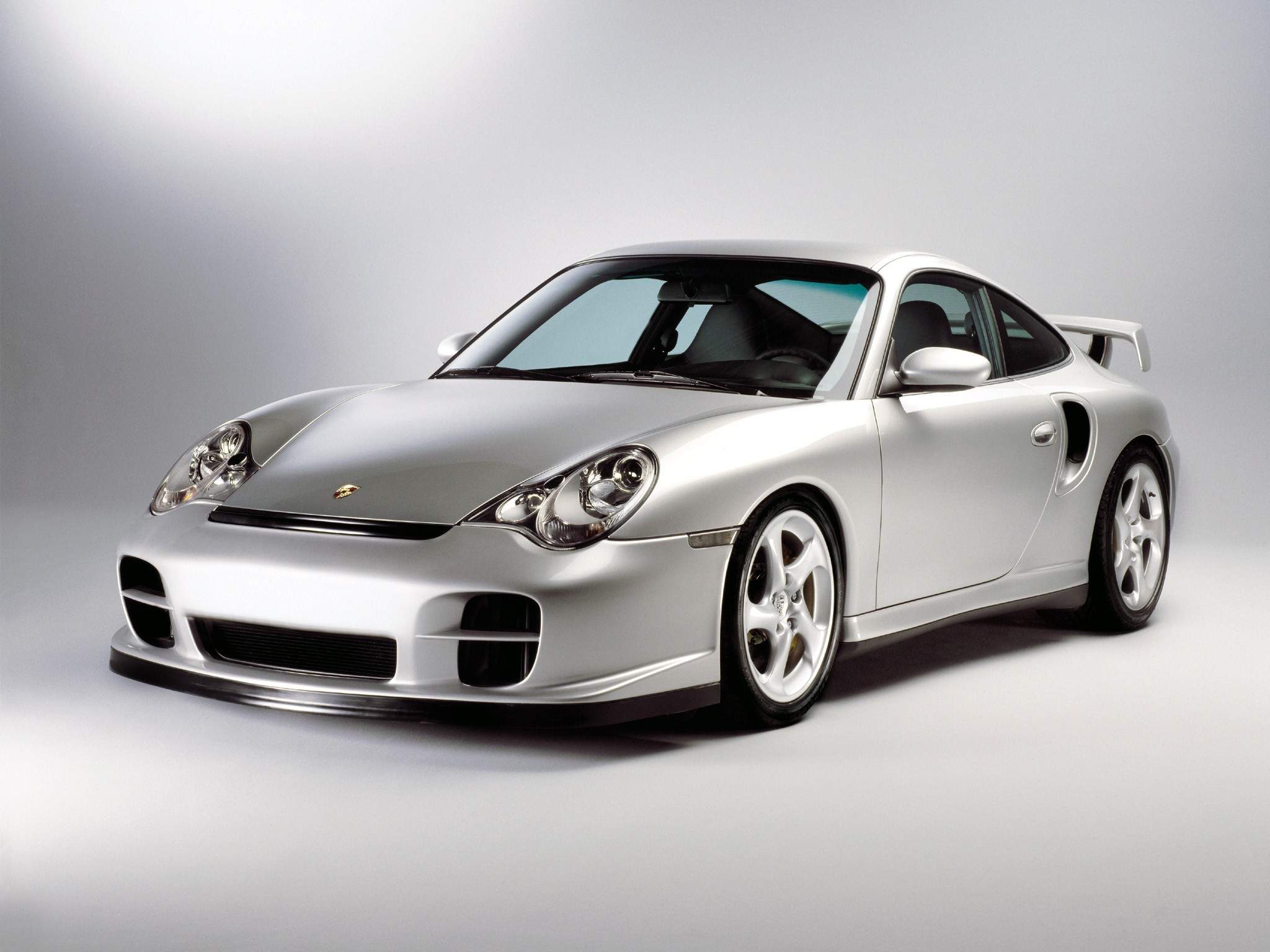 Porsche 911 Gt2 photo 19