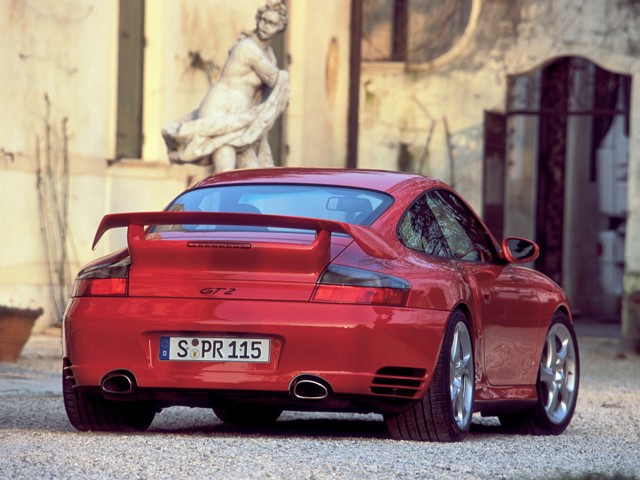Porsche 911 Gt2 photo 23