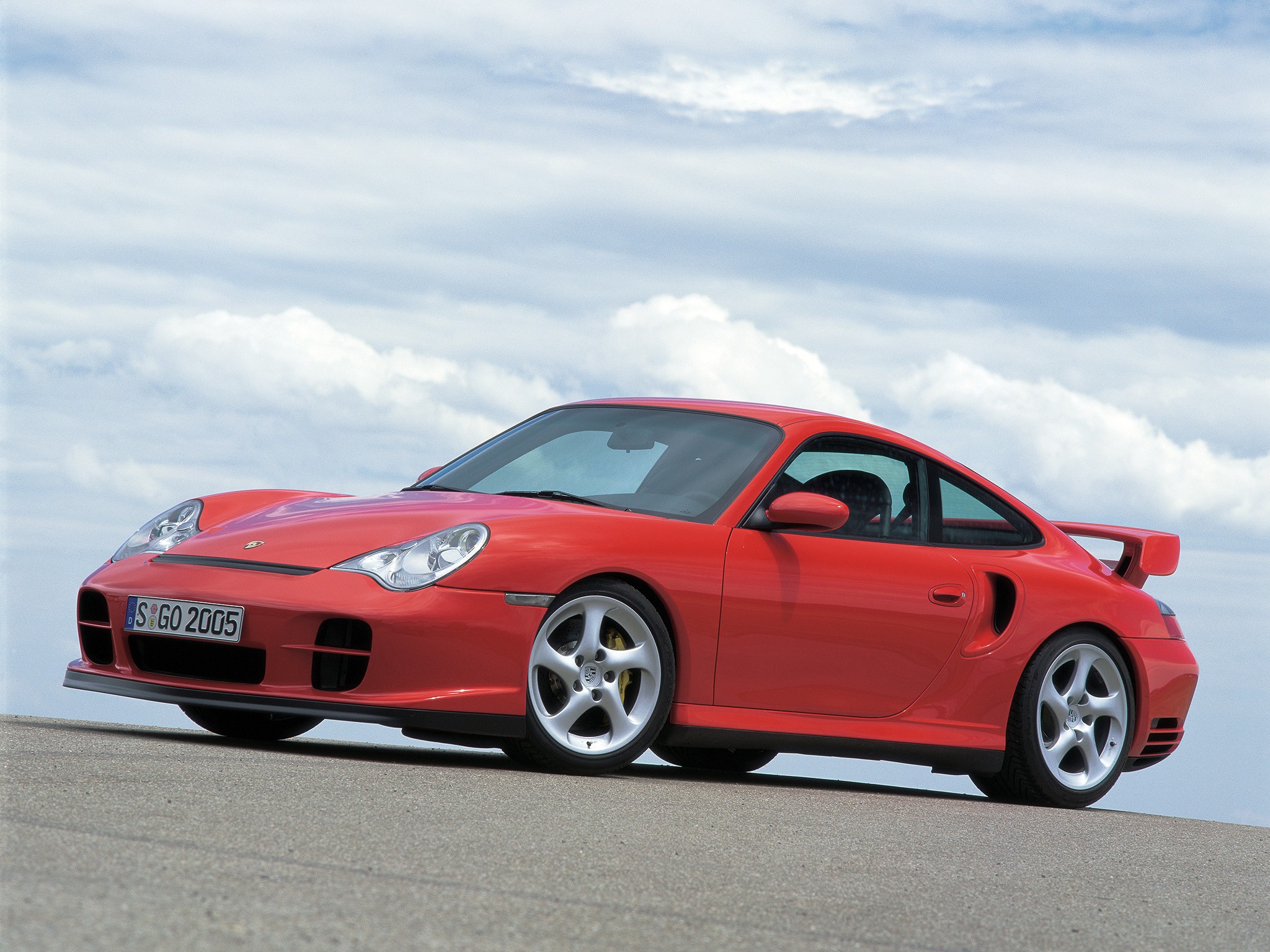 Porsche 911 Gt2 photo 25