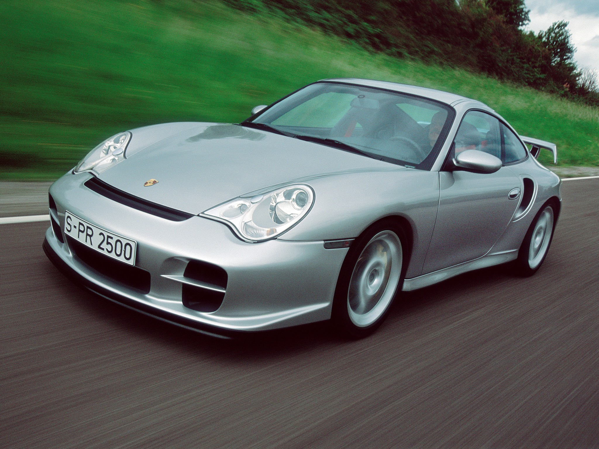 Porsche 911 Gt2 photo 28