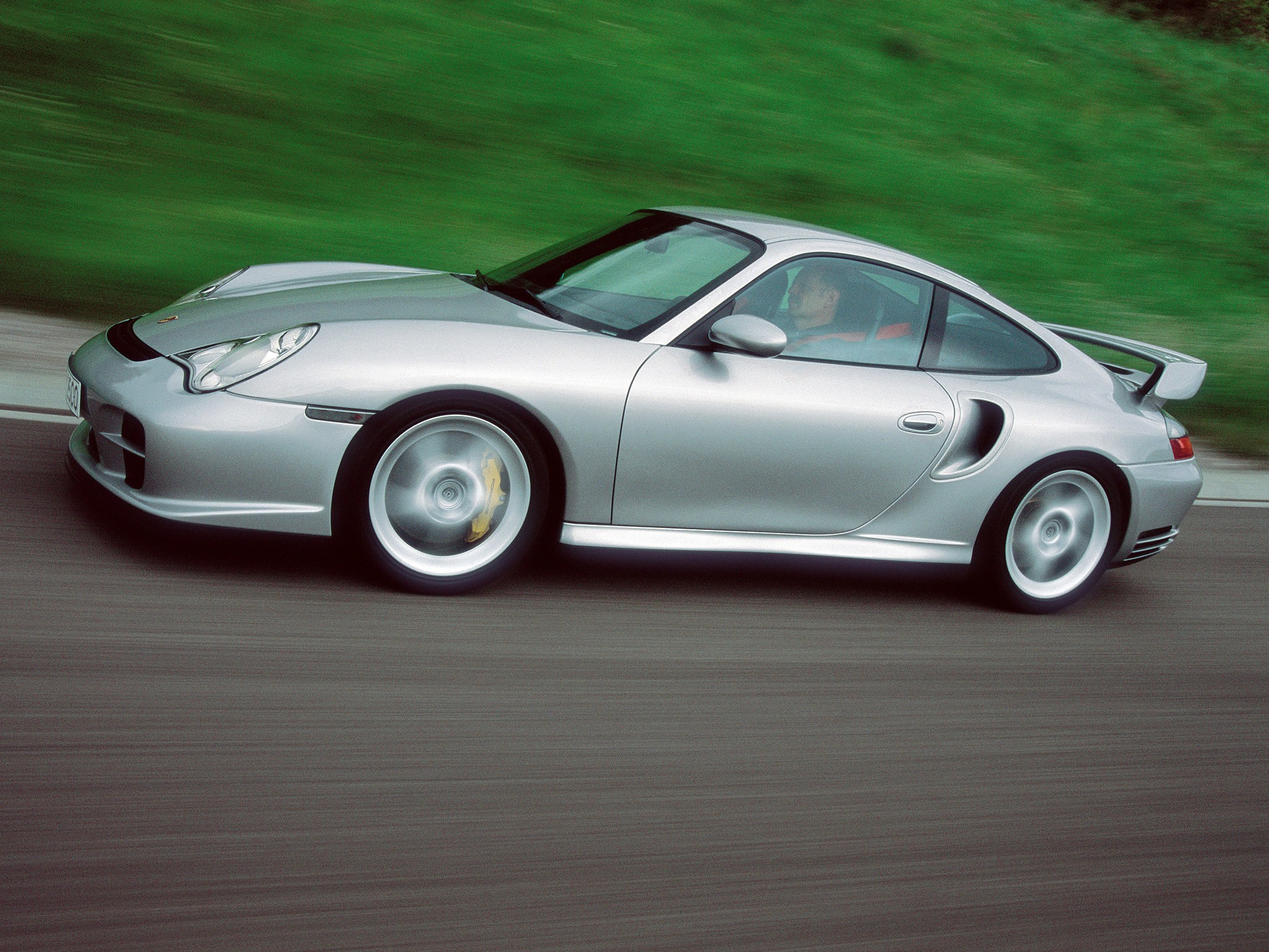 Porsche 911 Gt2 photo 29