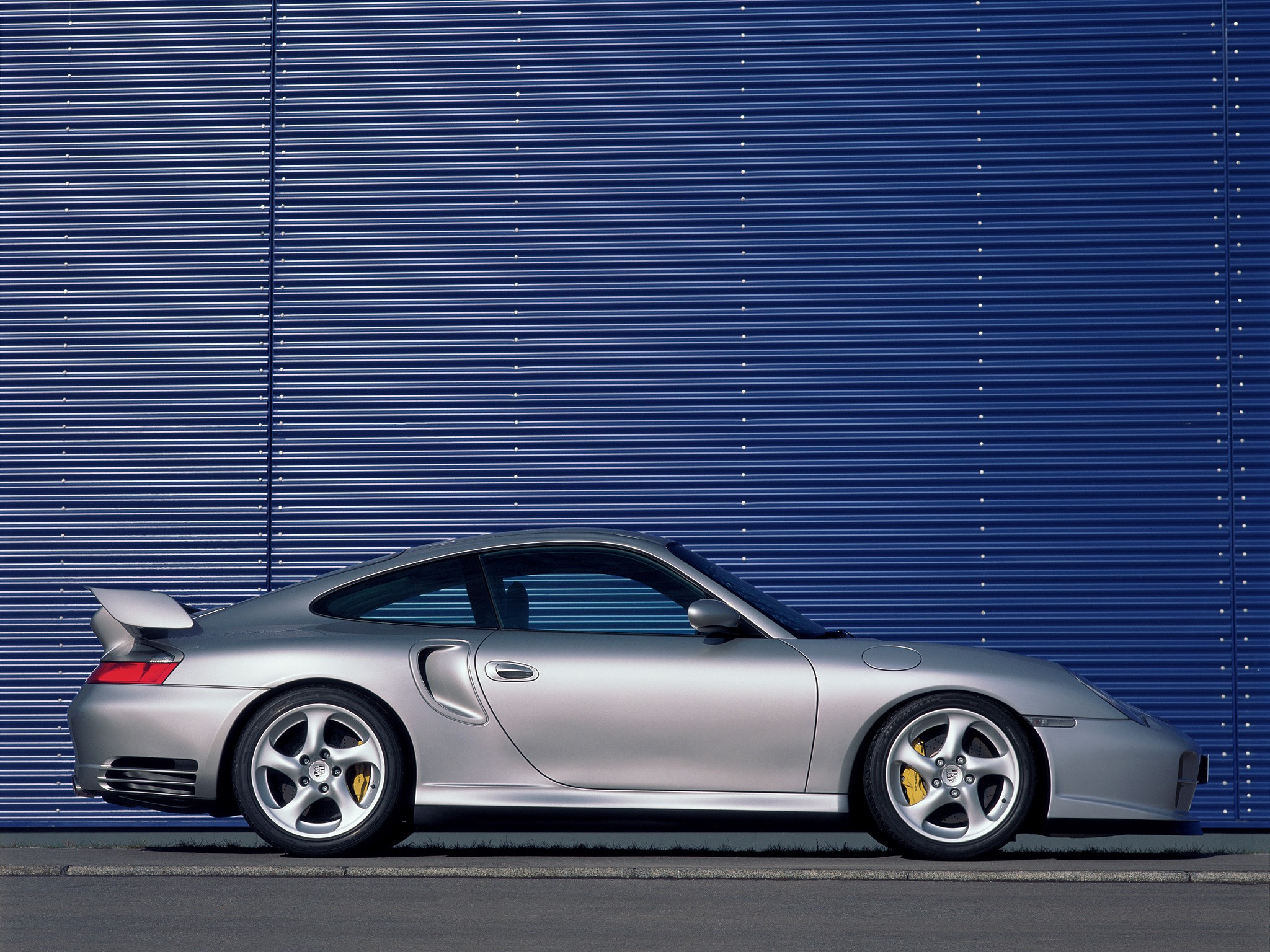 Porsche 911 Gt2 photo 31