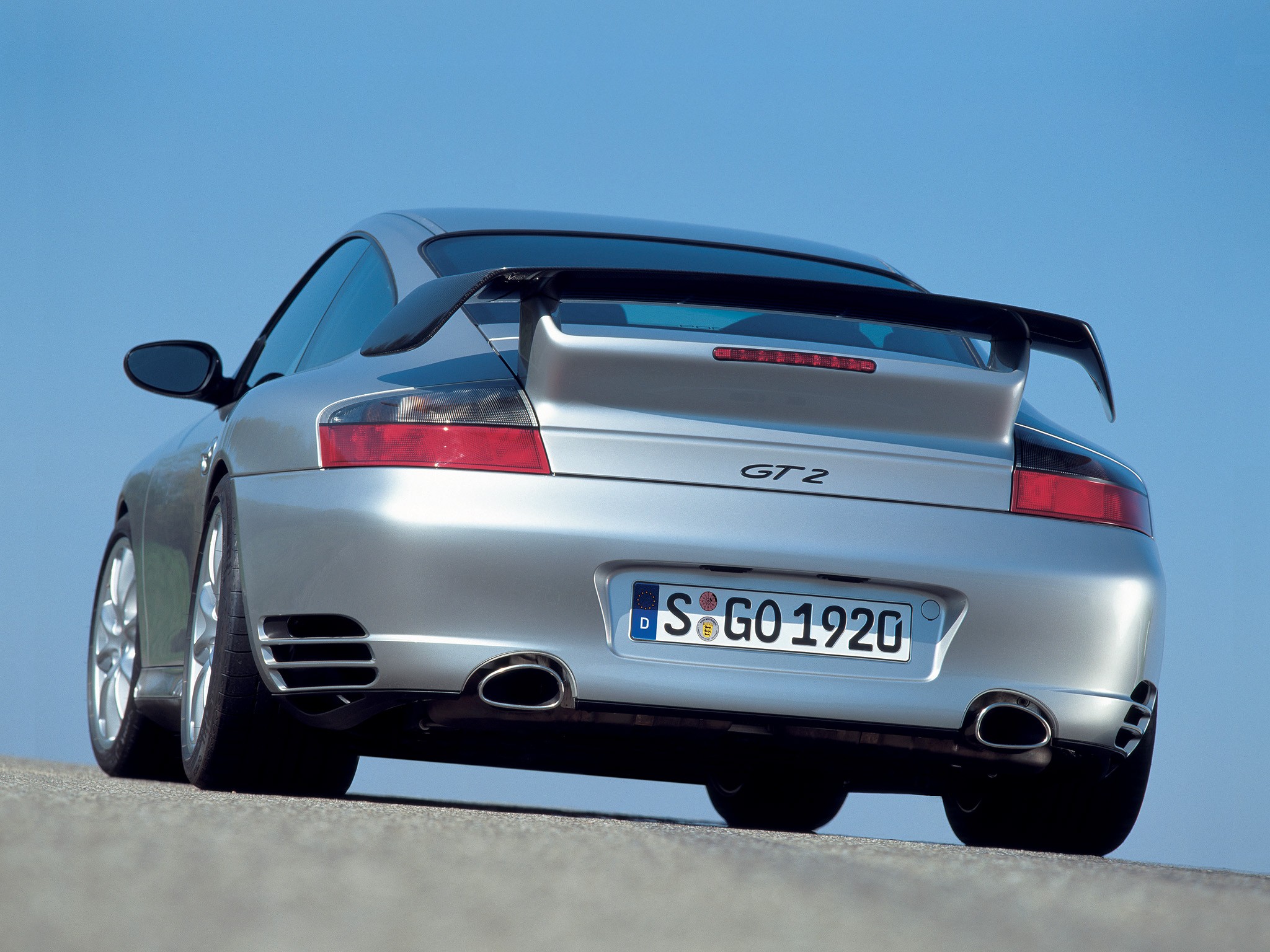 Porsche 911 Gt2 photo 41