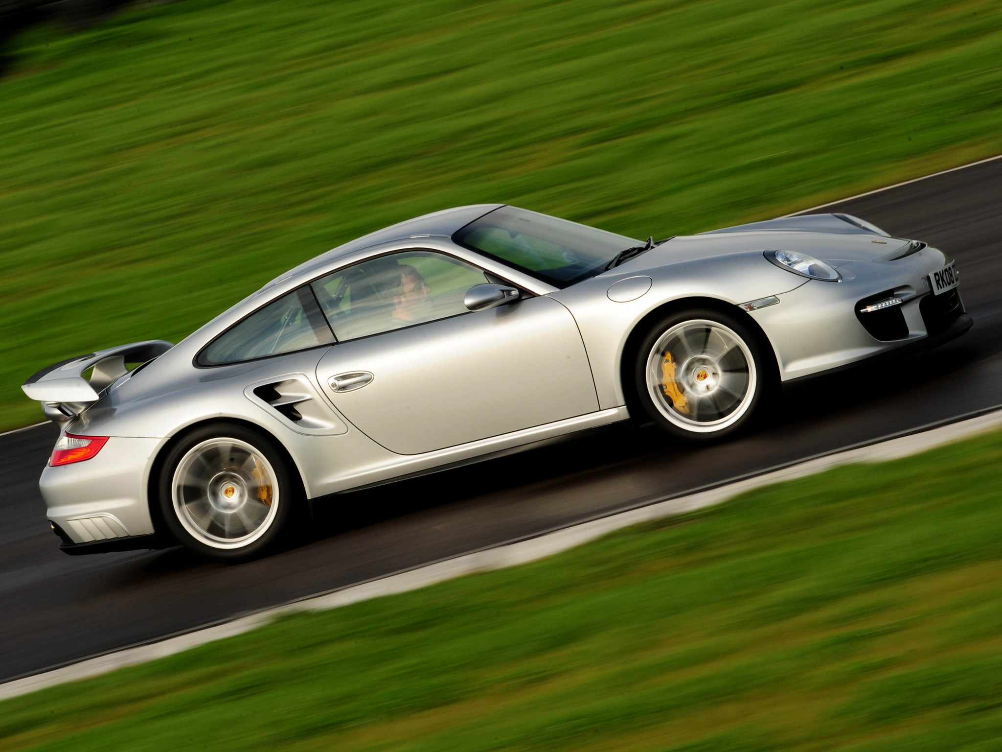 Porsche 911 Gt2 photo 6