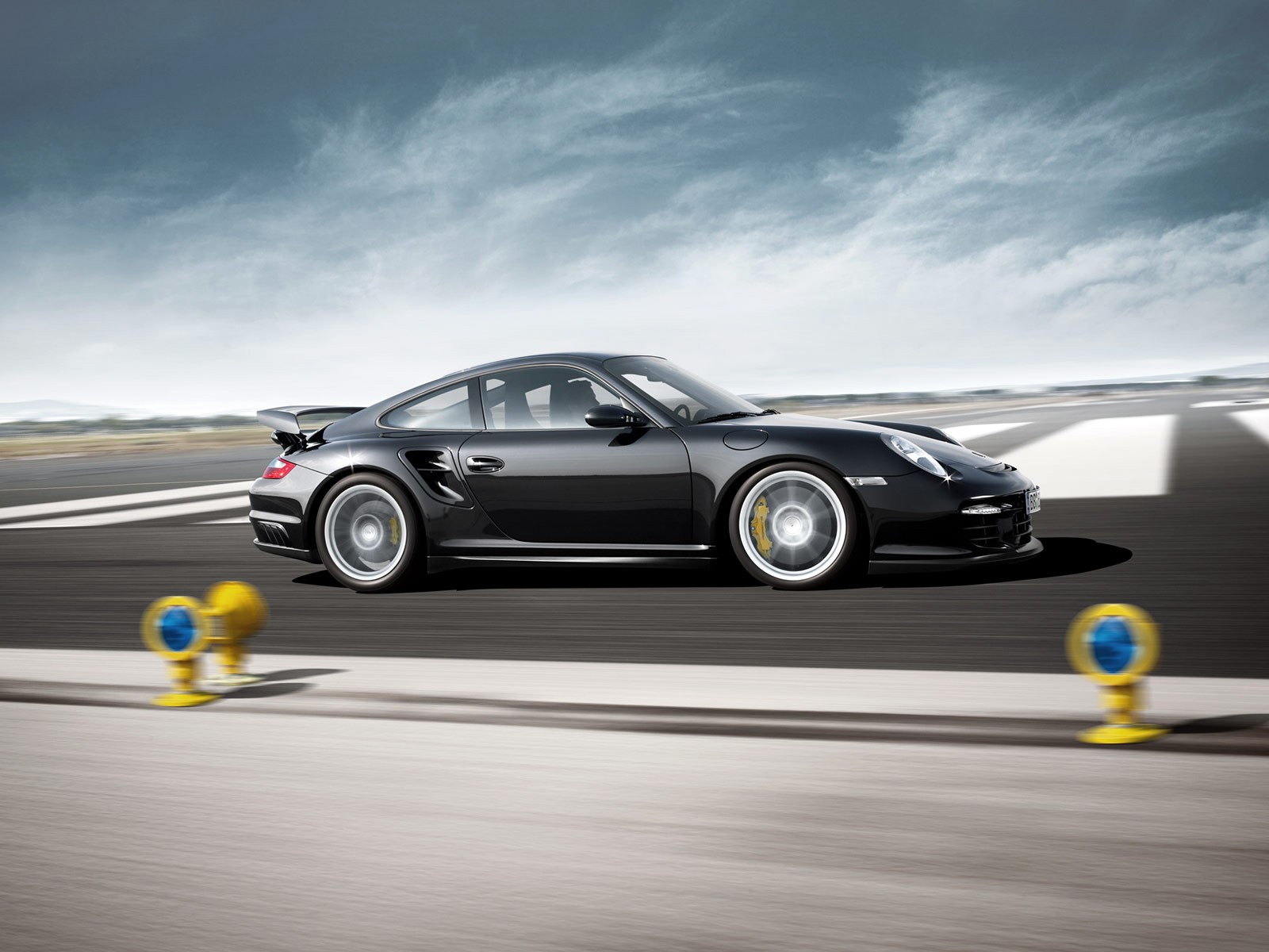 Porsche 911 Gt2 photo 12