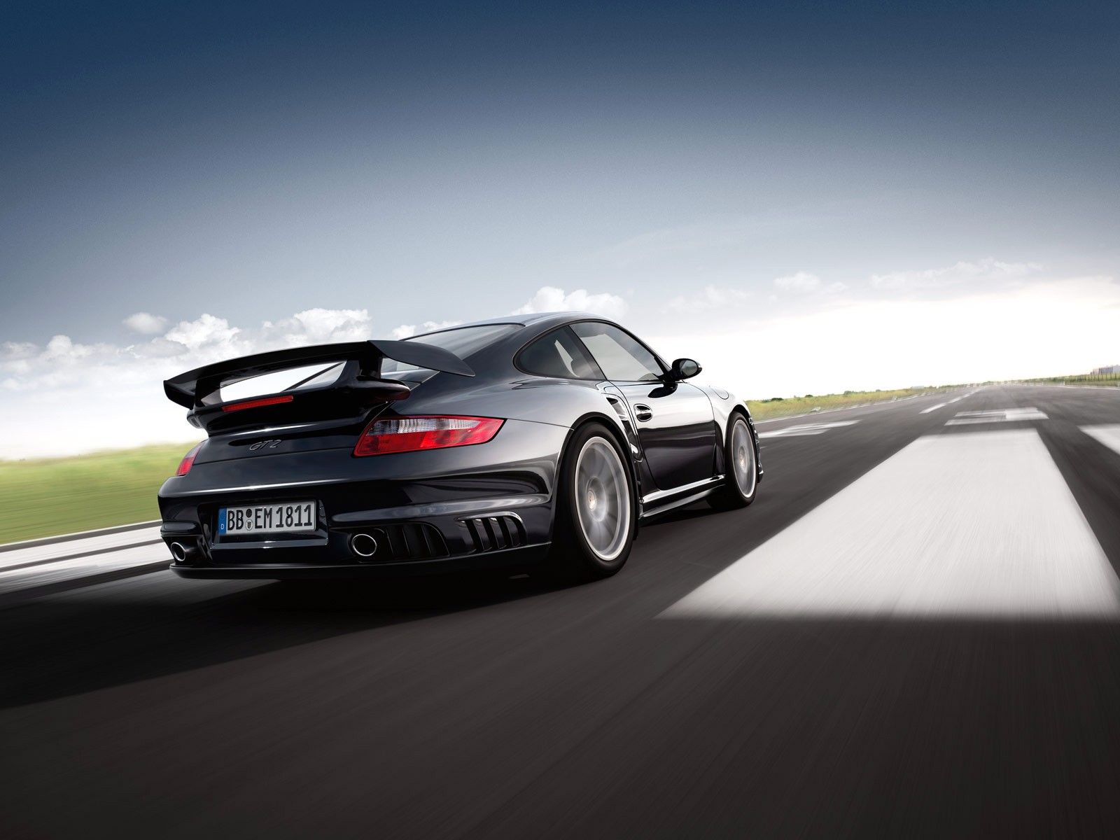 Porsche 911 Gt2 photo 13