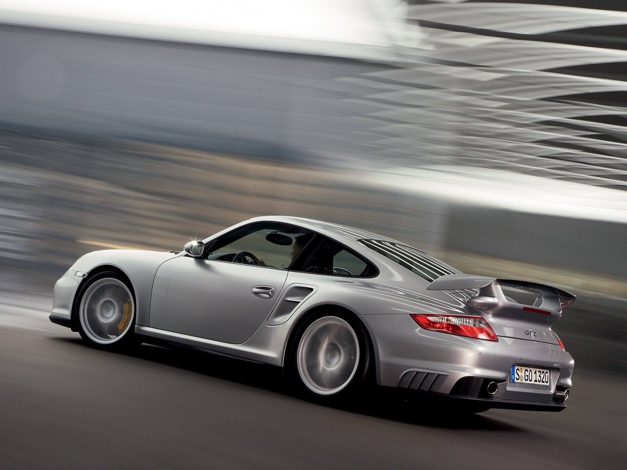 Porsche 911 Gt2 photo 24
