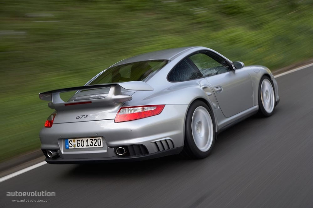 Porsche 911 Gt2 photo 2