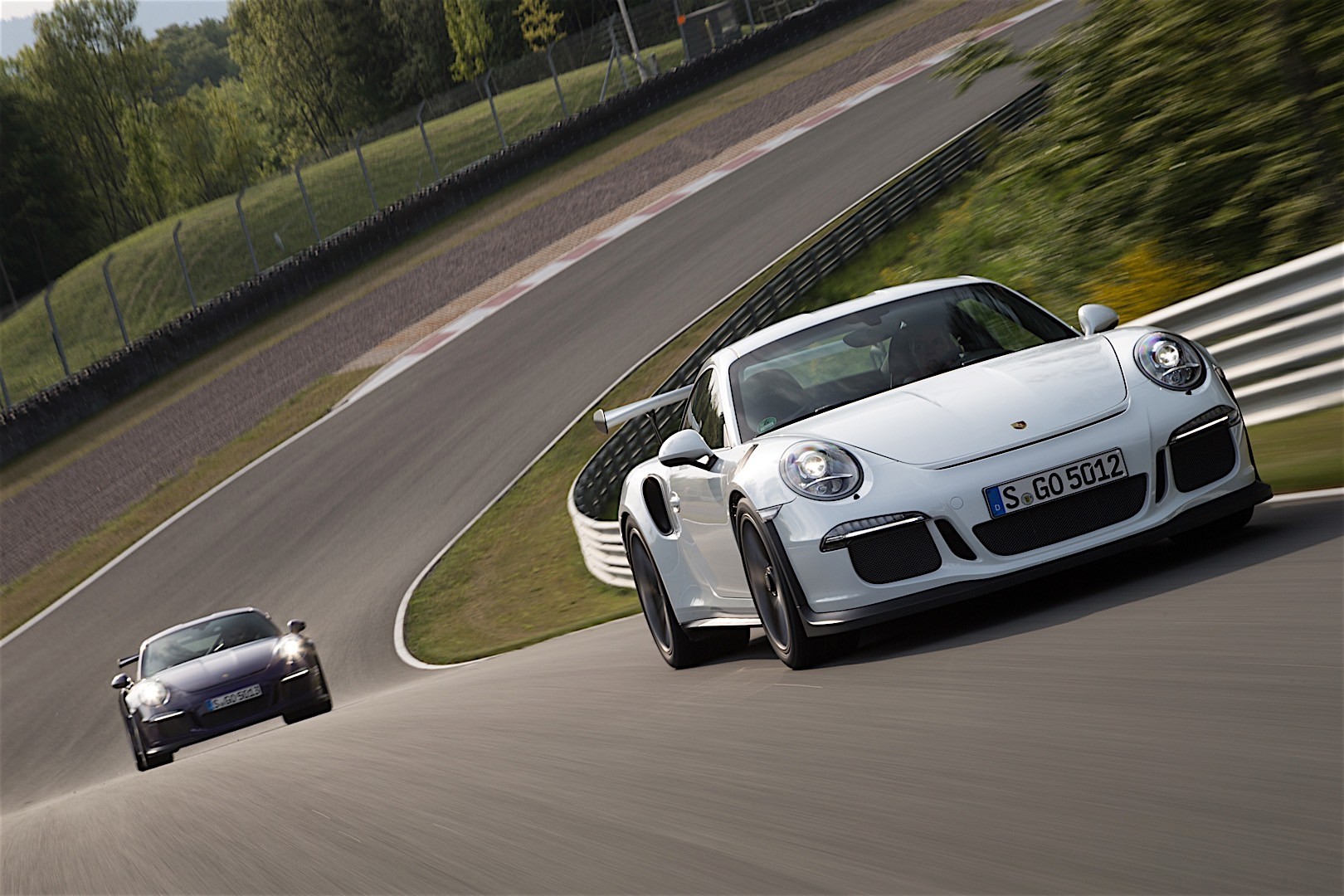 Porsche 911 Gt3 Rs photo 13