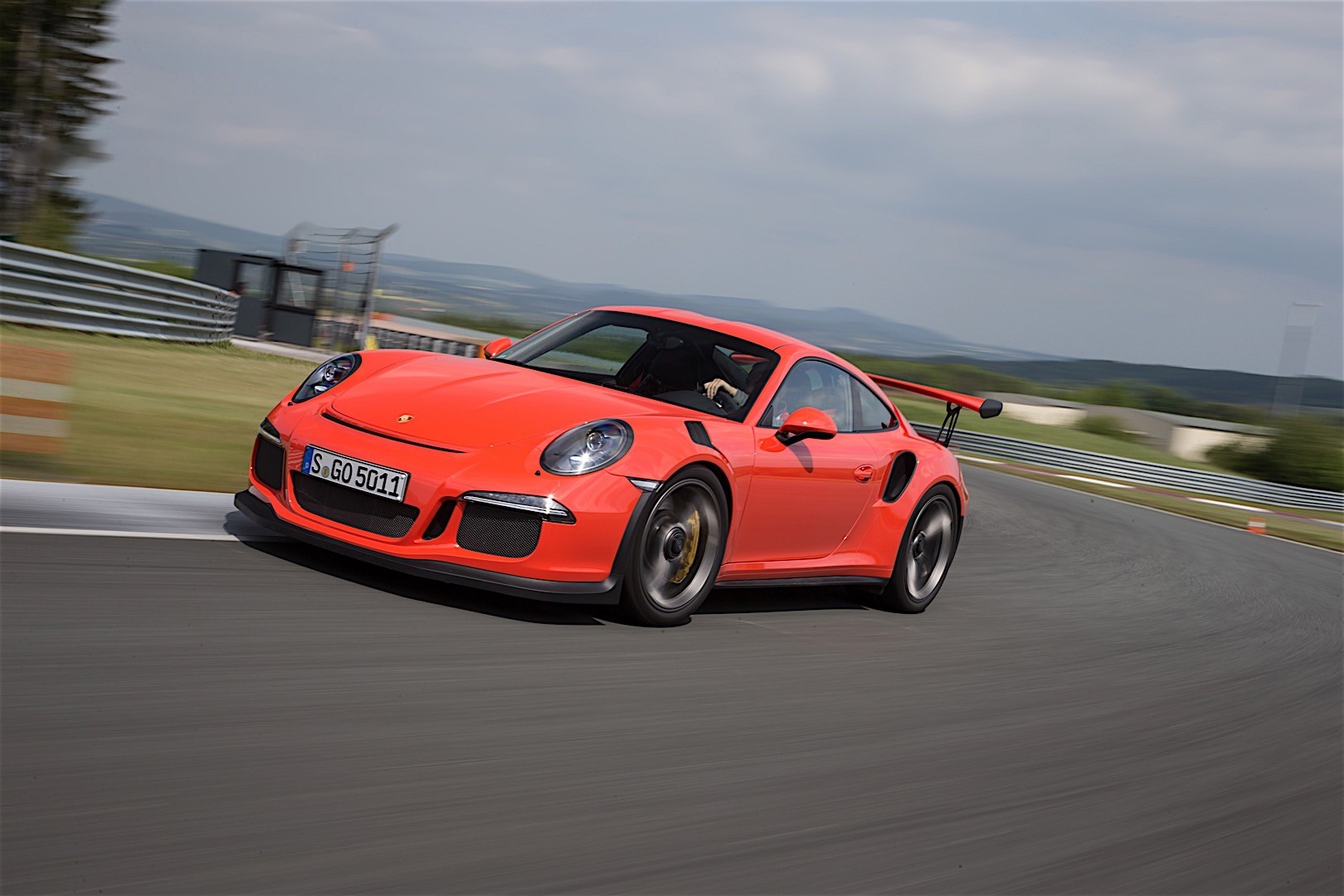 Porsche 911 Gt3 Rs photo 24