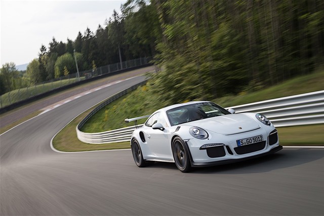 Porsche 911 Gt3 Rs photo 35
