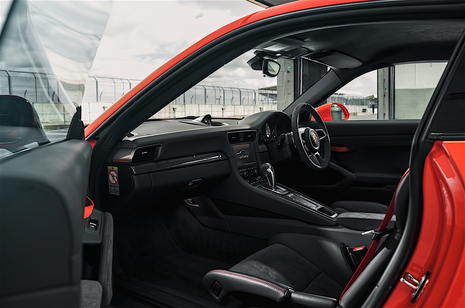 Porsche 911 Gt3 Rs photo 63