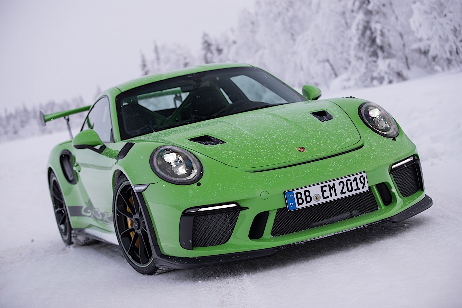 Porsche 911 Gt3 Rs photo 13