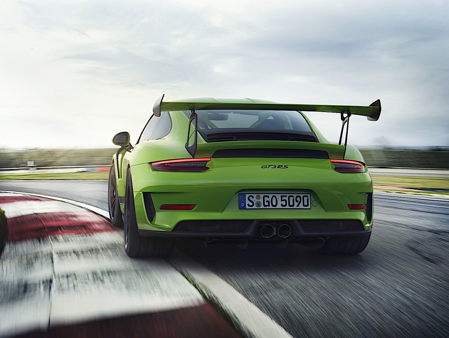 Porsche 911 Gt3 Rs photo 20