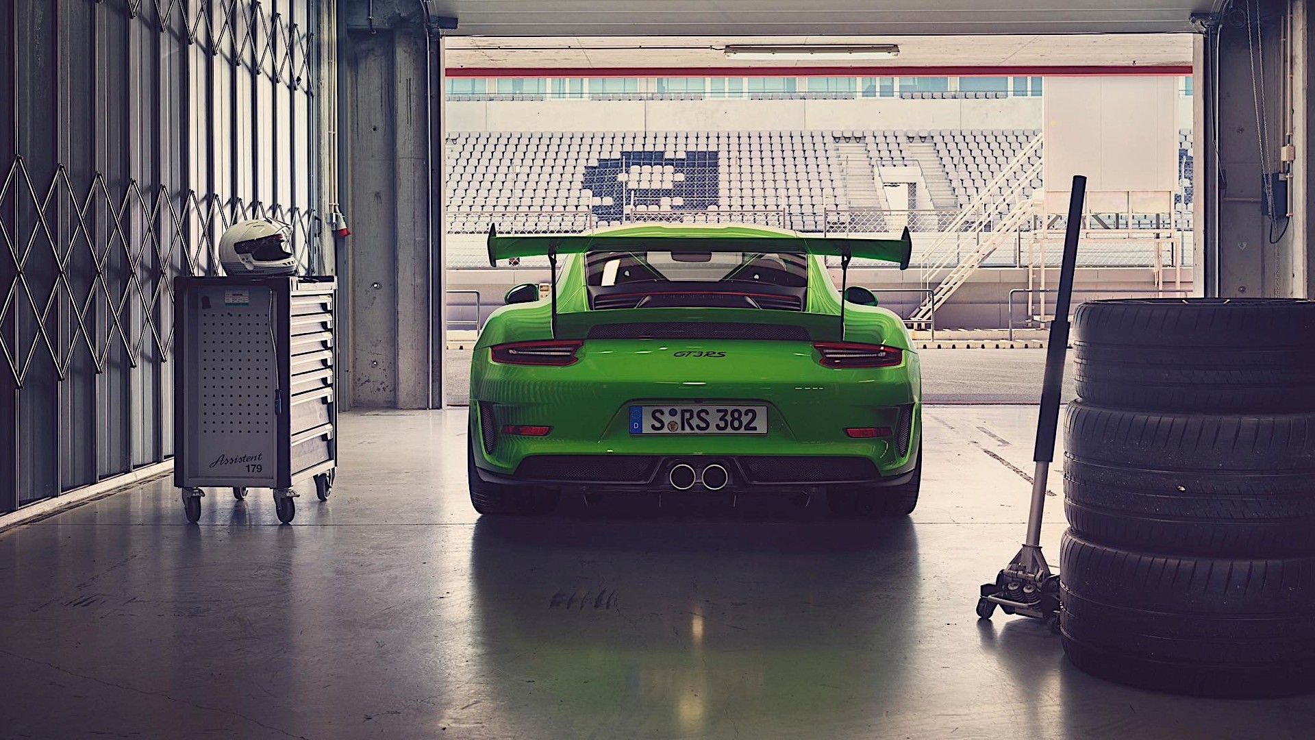 Porsche 911 Gt3 Rs photo 21