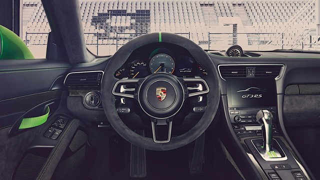Porsche 911 Gt3 Rs photo 28