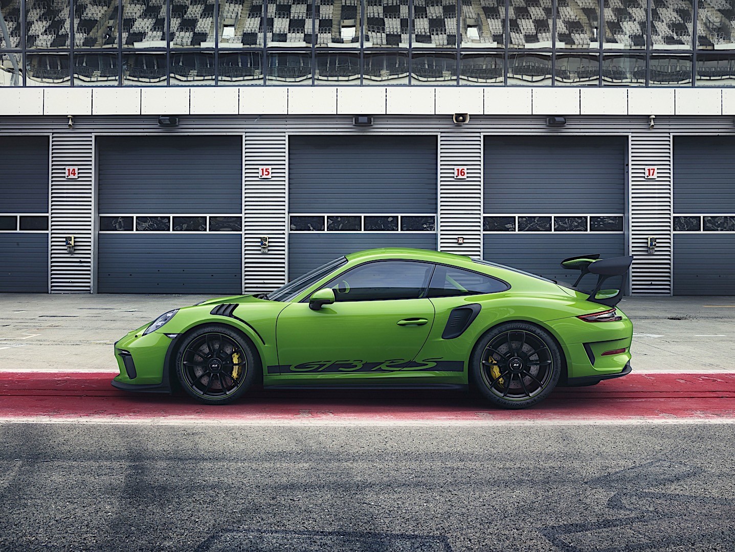 Porsche 911 Gt3 Rs photo 6