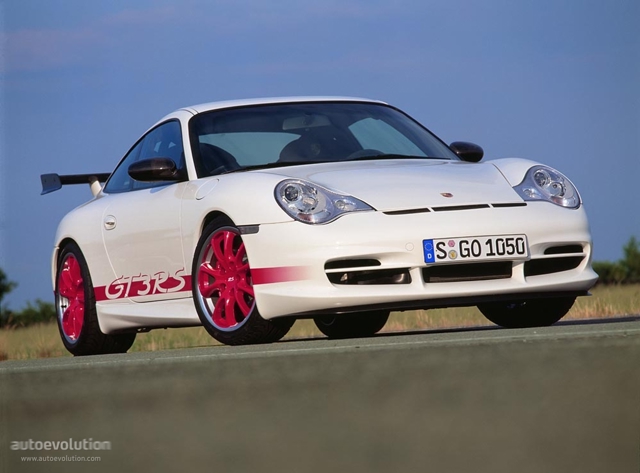 PORSCHE 911 GT3 RS