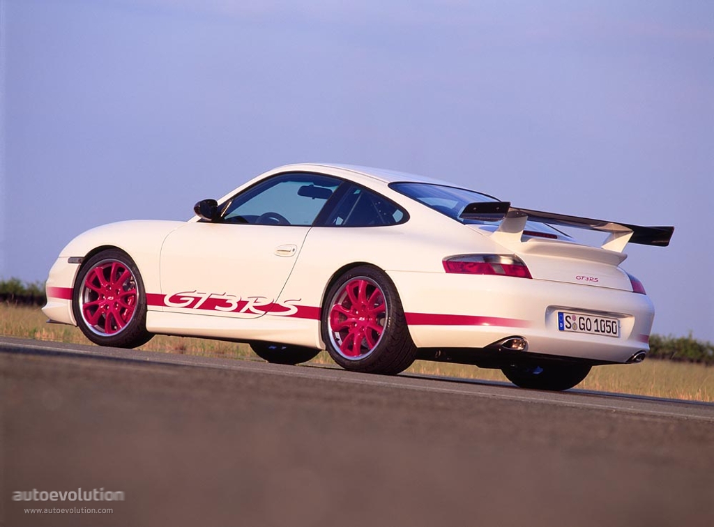 Porsche 911 Gt3 Rs photo 2