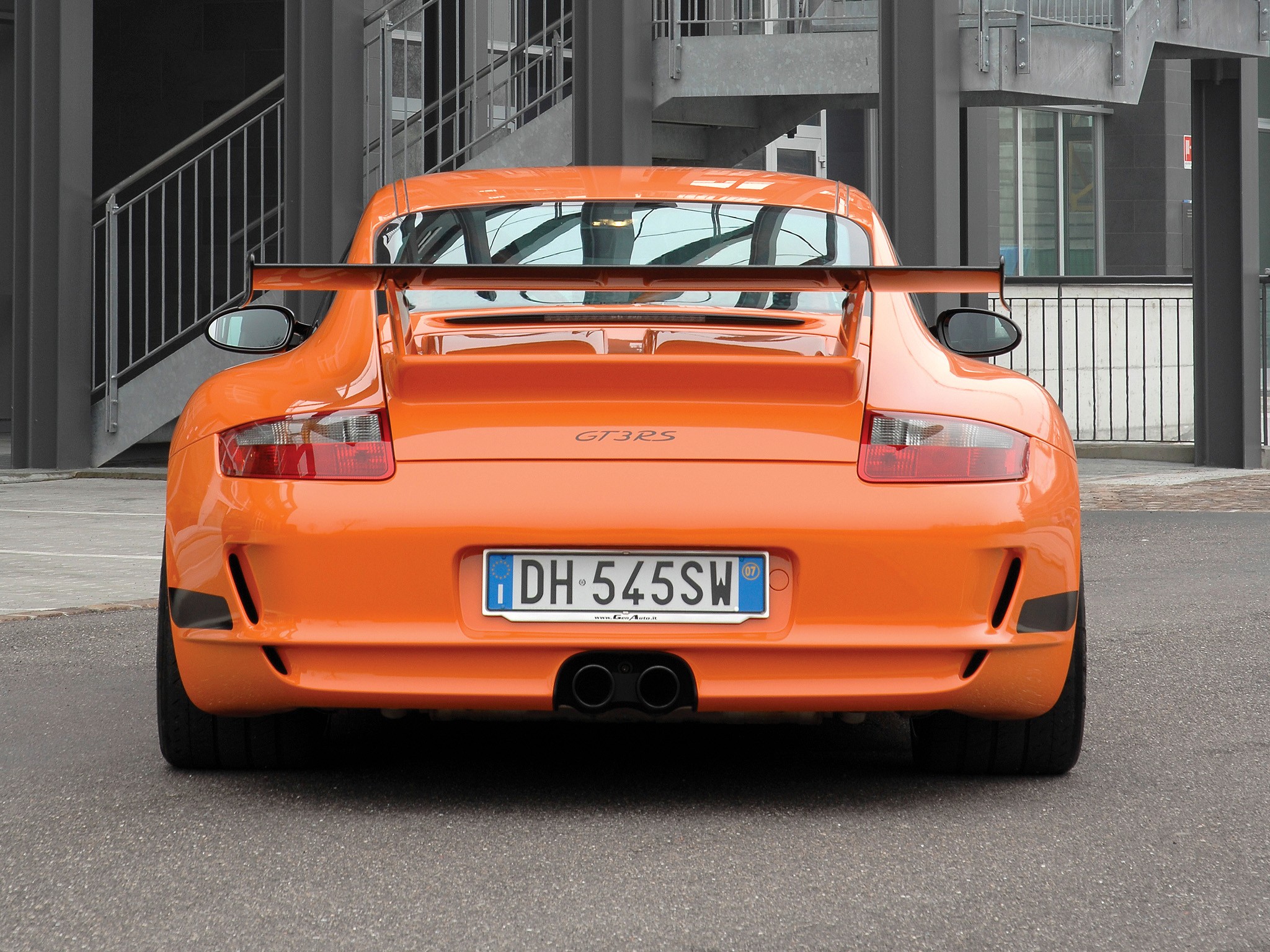 Porsche 911 Gt3 Rs photo 31