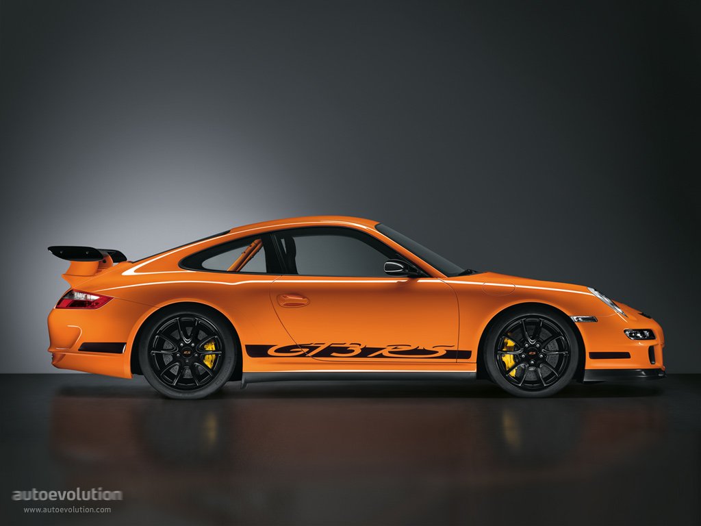 Porsche 911 Gt3 Rs photo 2