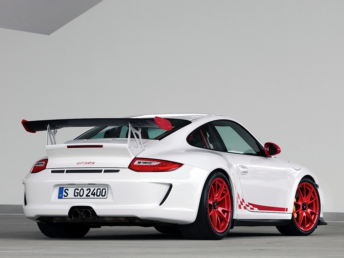 Porsche 911 Gt3 Rs photo 17