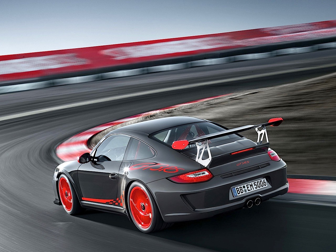 Porsche 911 Gt3 Rs photo 3