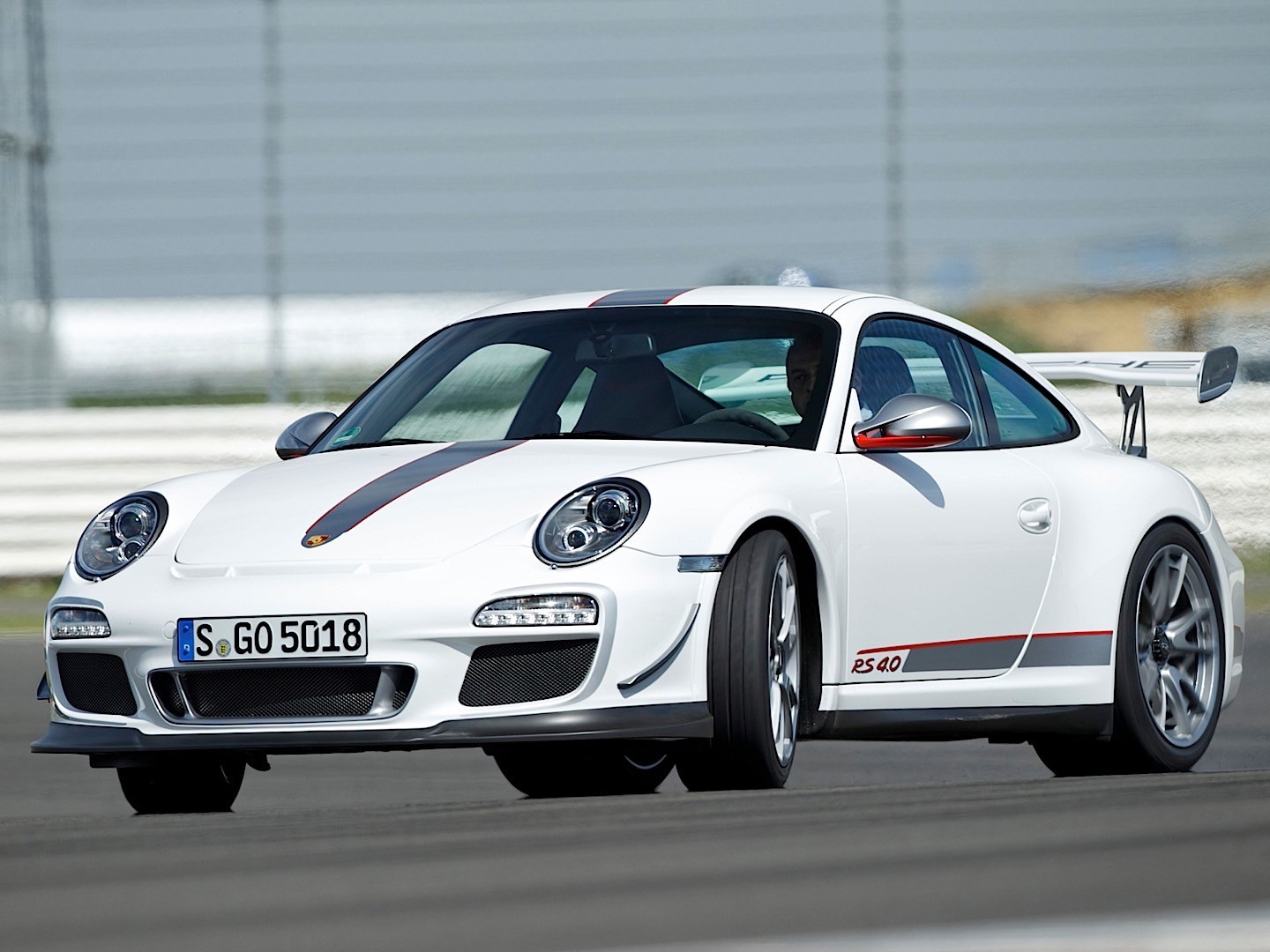 Porsche 911 Gt3 Rs photo 14
