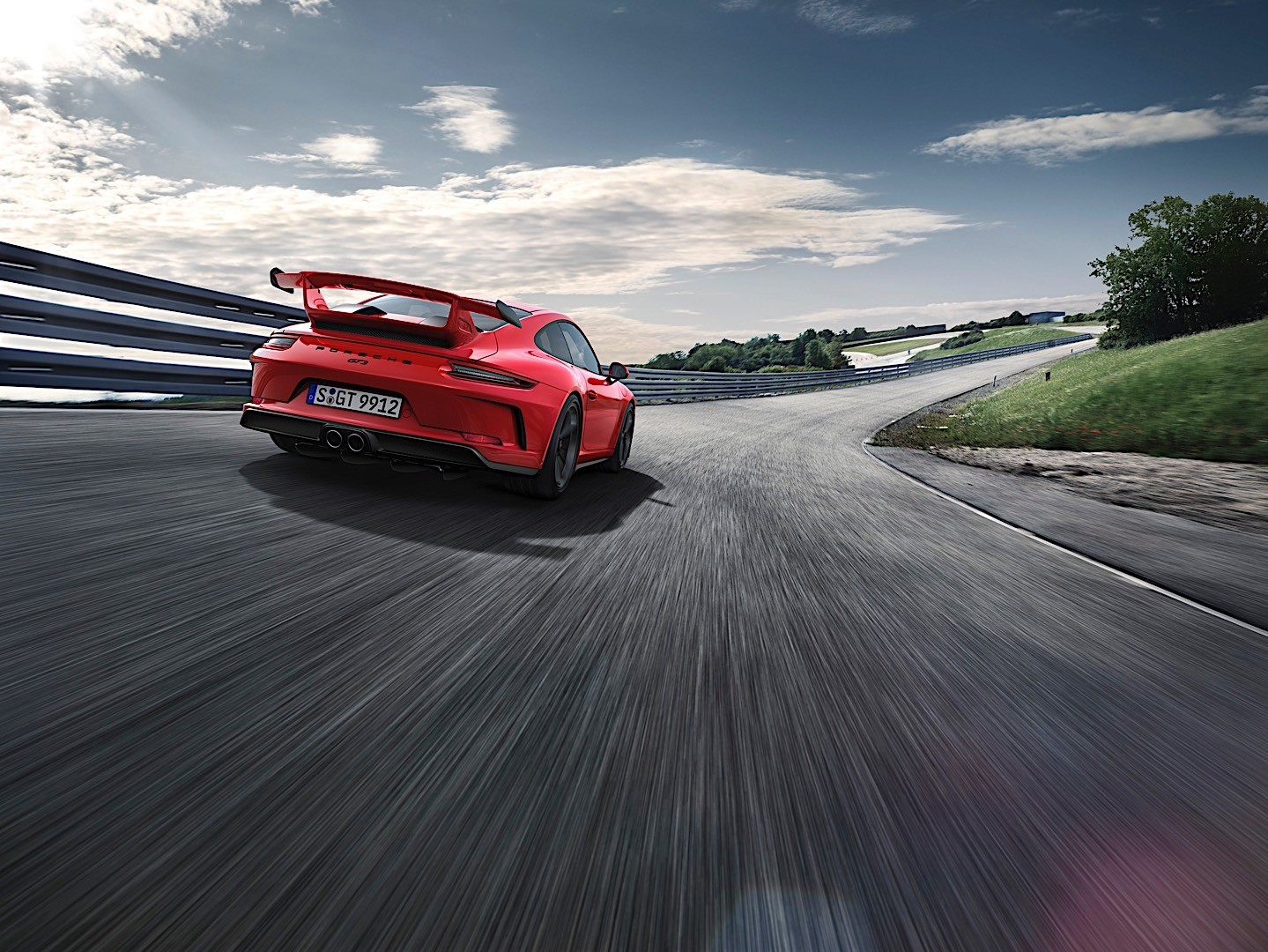Porsche 911 Gt3 photo 19