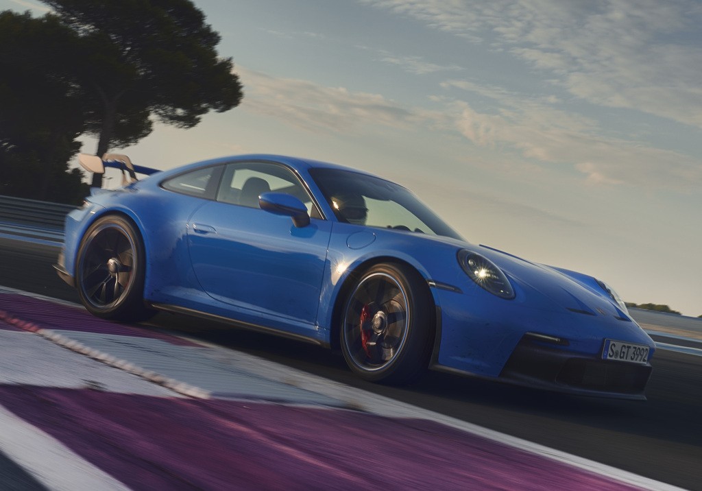 Porsche 911 Gt3 photo 8