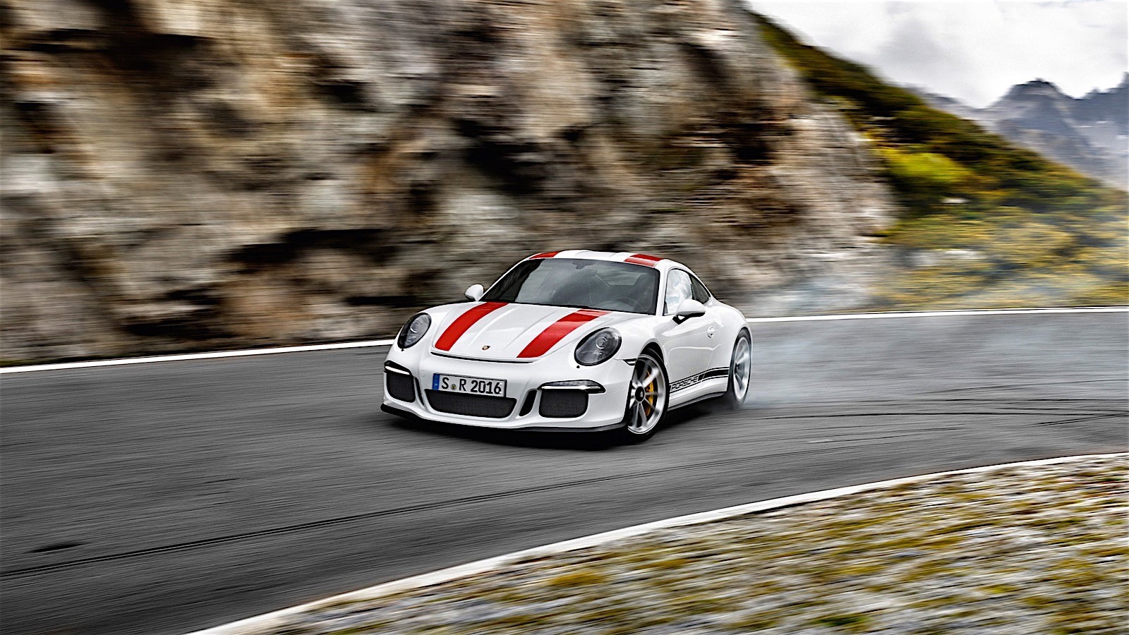 Porsche 911 R photo 5
