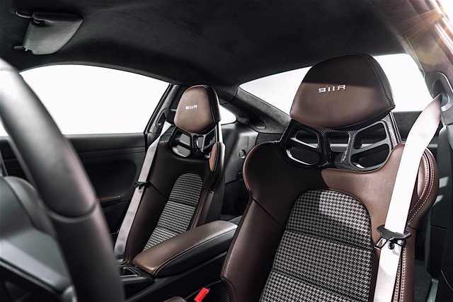Porsche 911 R photo 34