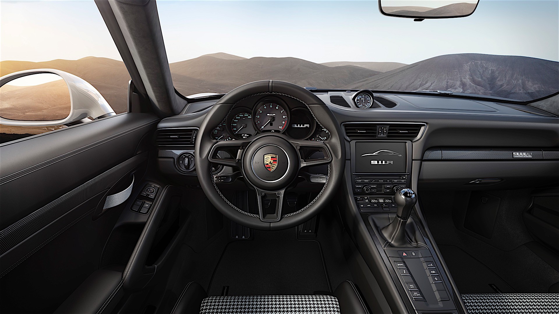 Porsche 911 R photo 36